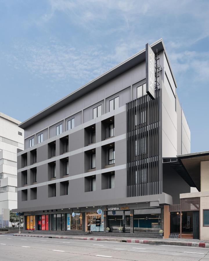 Отель Aspira Gems Center Silom Бангкок Экстерьер фото