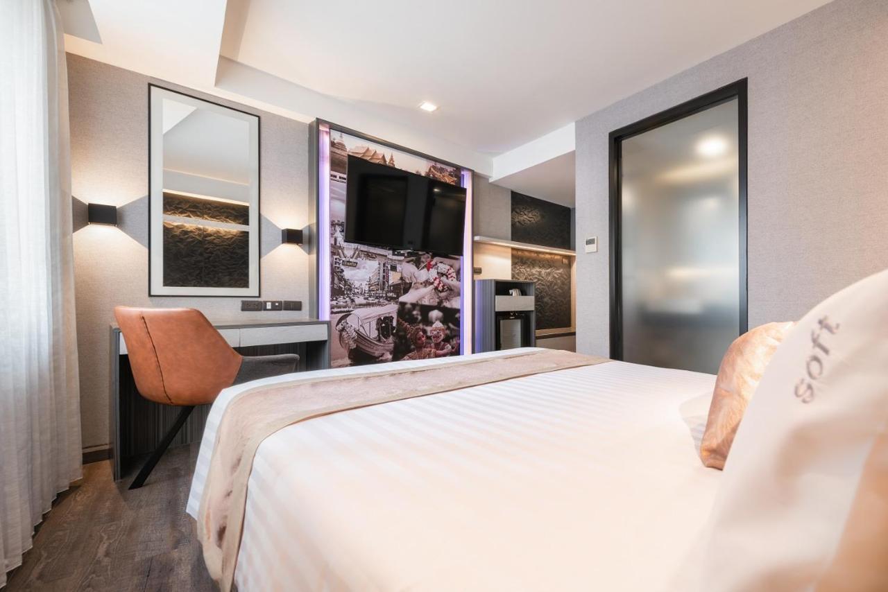 Отель Aspira Gems Center Silom Бангкок Номер фото