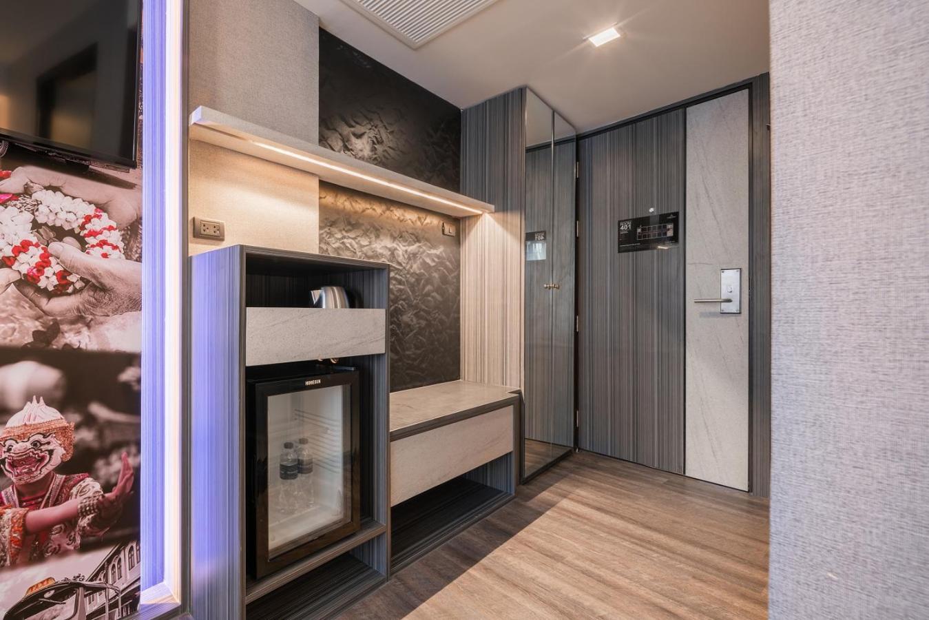 Отель Aspira Gems Center Silom Бангкок Номер фото