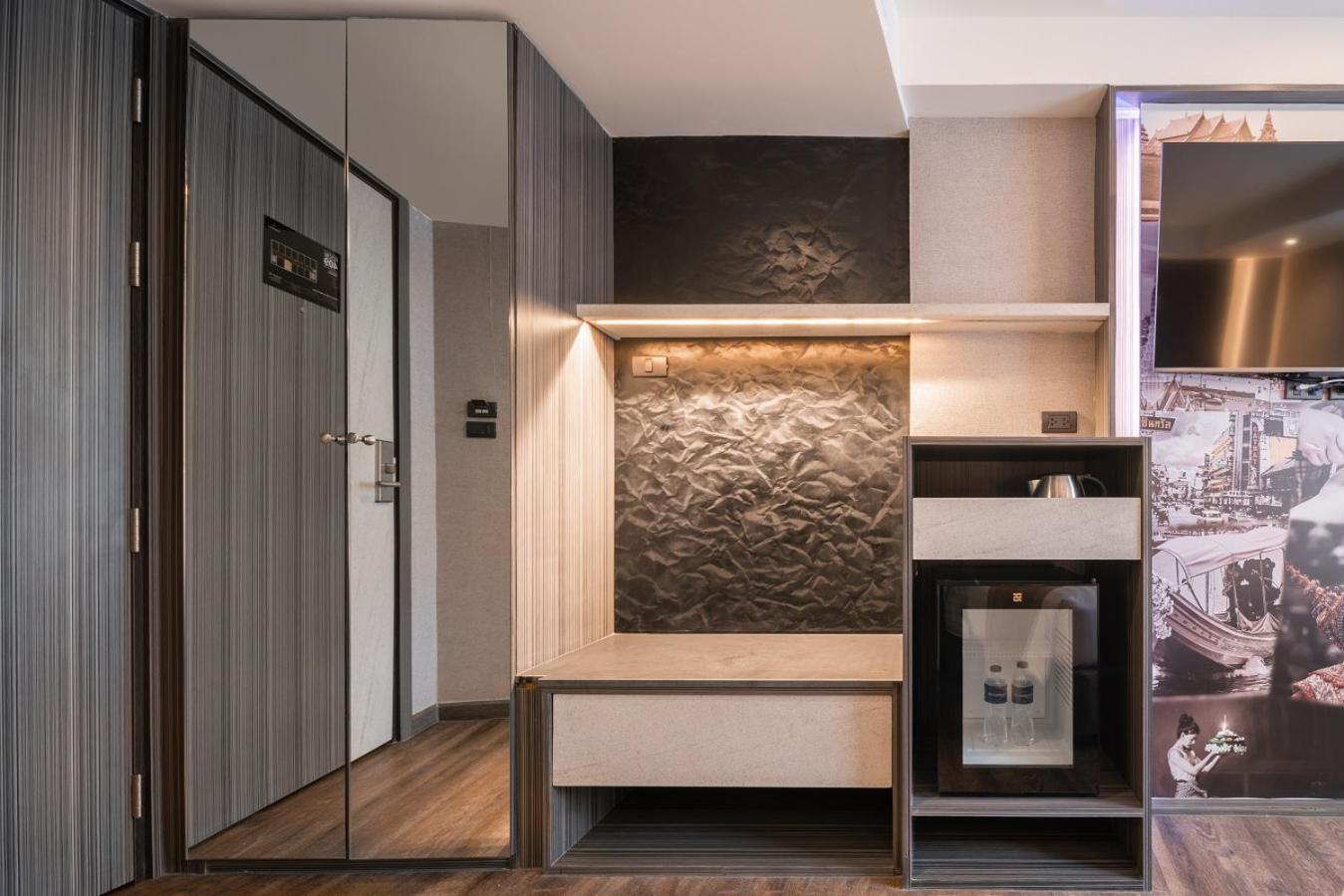 Отель Aspira Gems Center Silom Бангкок Номер фото